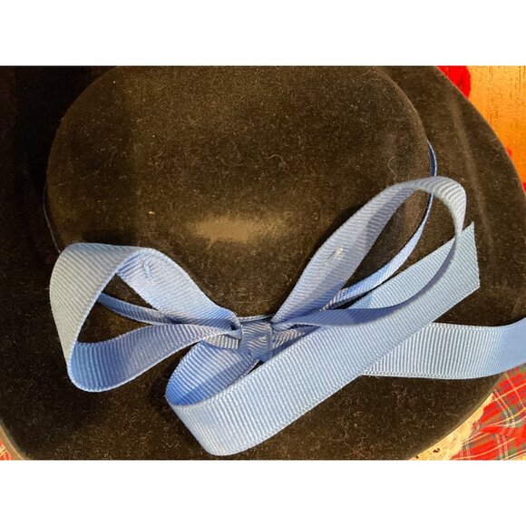 Vtg 1990 Eden 20" Madeline Cloth Doll, Red Paid Dress, Black Hat & Appendix Scar - Picture 8 of 8